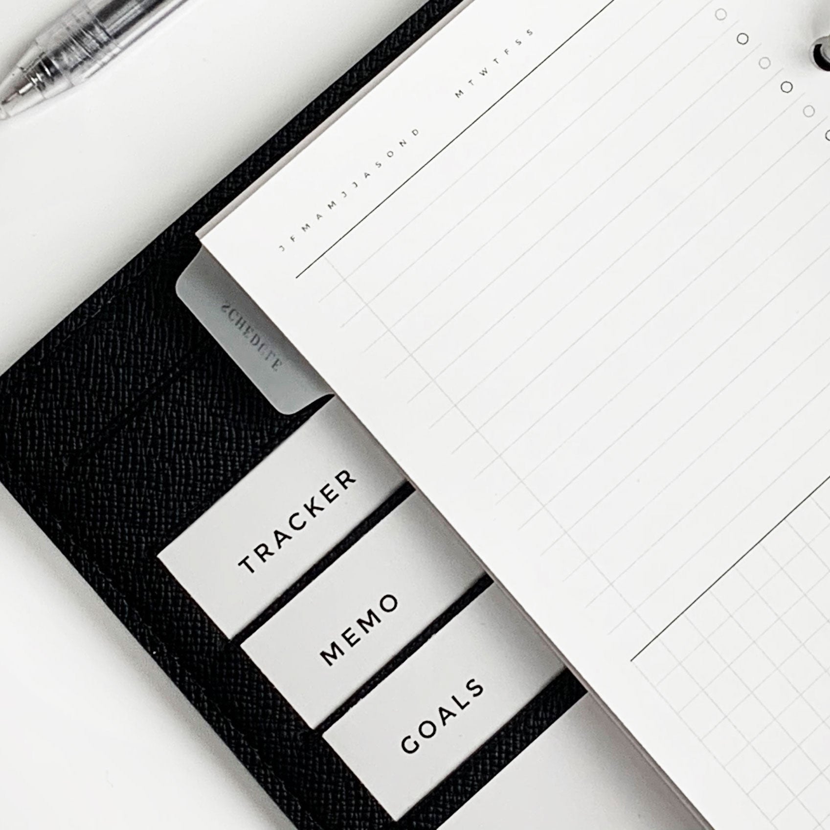 WC006 - Monthly Tracker - Wallet Cards